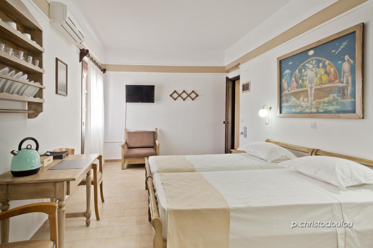 Philoxenia Studios 2 Karpathos Bagian luar foto