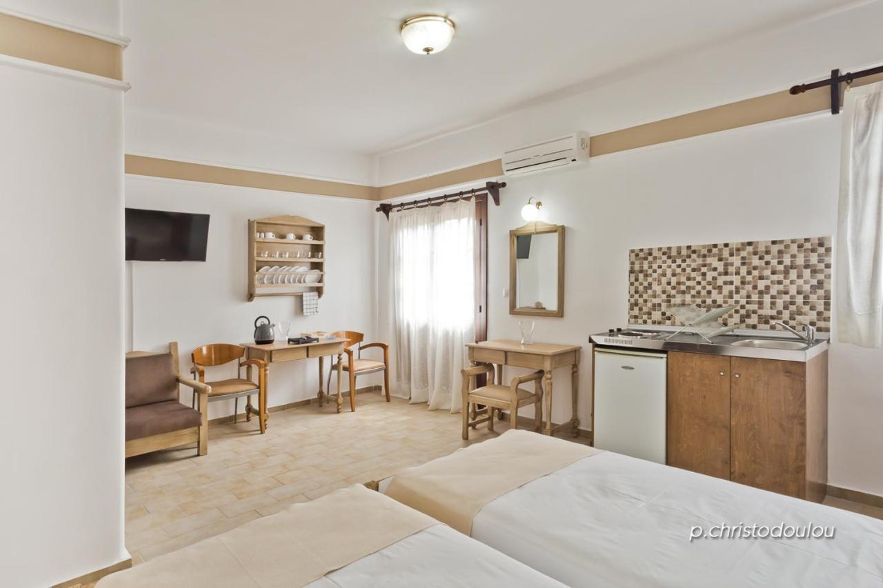 Philoxenia Studios 2 Karpathos Bagian luar foto